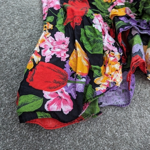 FLORAL multi color cotton mini flowy skirt - Picture 2 of 7